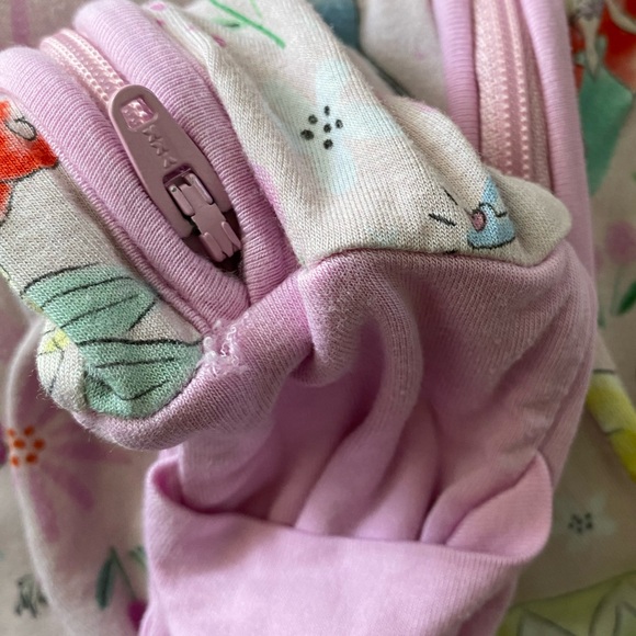 Little Sleepies OG Disney Princesses Pink 3-6 Month Zippy - Picture 3 of 6